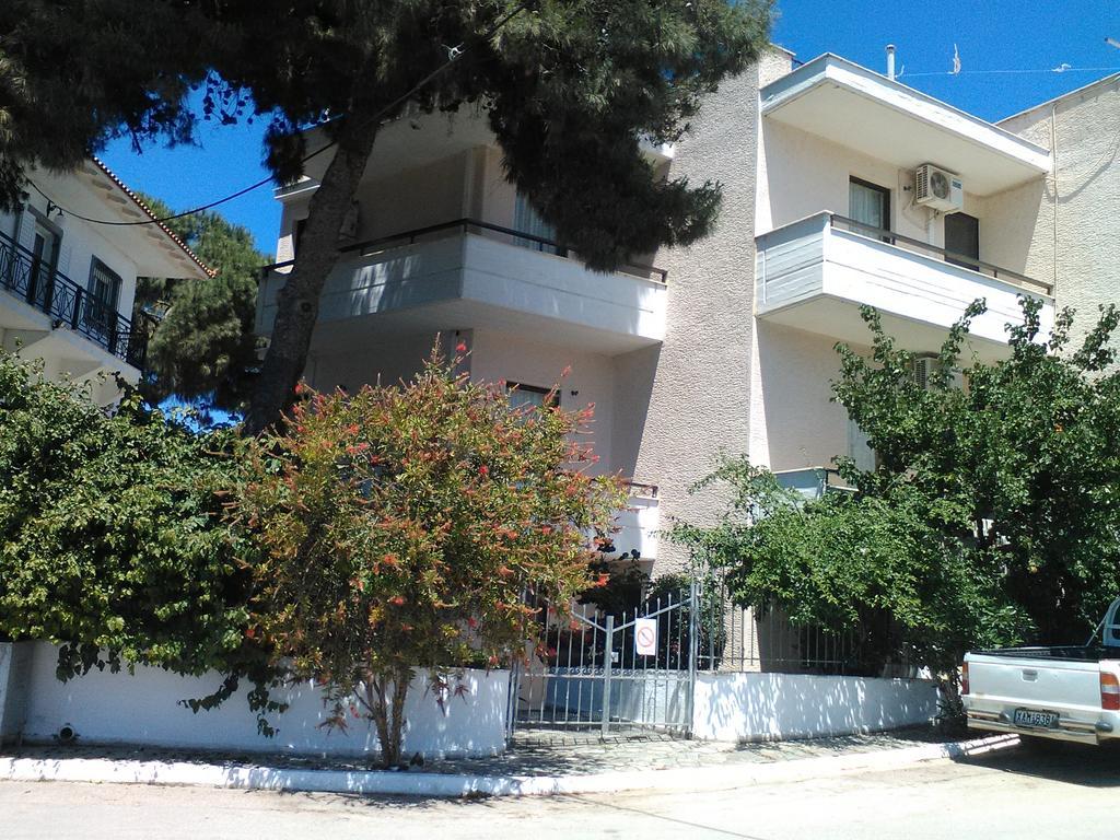 Aparthotel Iliahtides Amarynthos Exterior foto